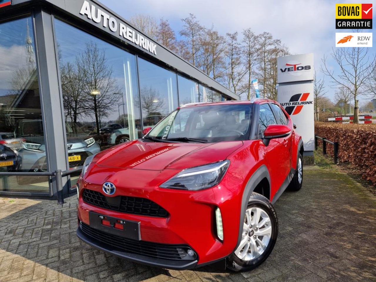 Toyota Yaris Cross - 1.5 Hybrid Active NAVI/KEYLESS/STOEL-EN STUURVERWARMING/ELECTR A-KLEP - AutoWereld.nl