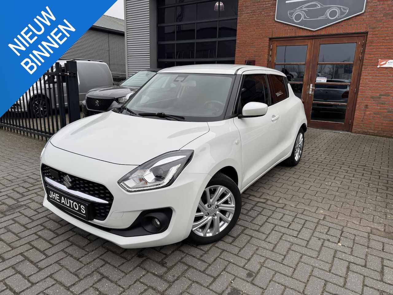 Suzuki Swift - 1.2 Select Smart Hybrid | Camera | Carplay Adapt. Cruise Control | Dodehoekdetectie | Stoe - AutoWereld.nl