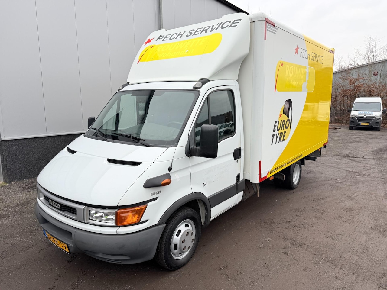 Iveco Daily - 50C13 Bakwagen Laadklep Koffer Ladebordwand - AutoWereld.nl