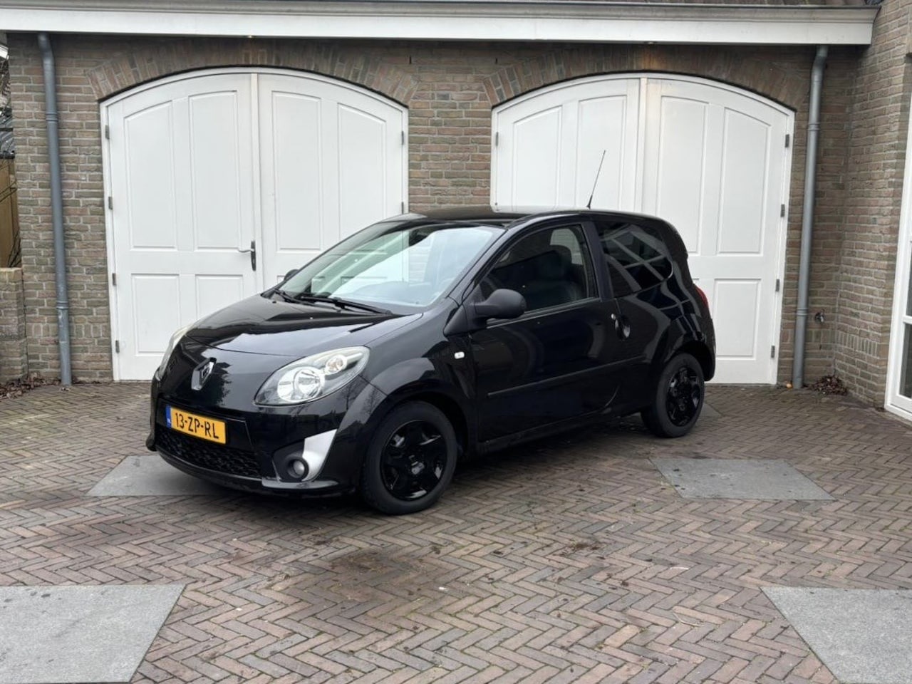 Renault Twingo - 1.2 Dynamique Distributieriem al vervangen - AutoWereld.nl