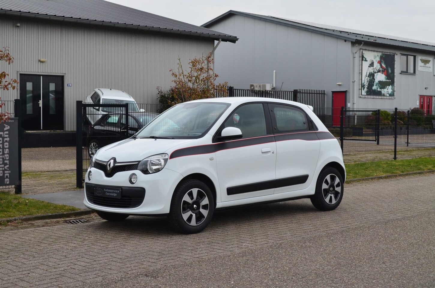 Renault Twingo - 1.0 SCe Authentique Airco|PDC|Carkit - AutoWereld.nl