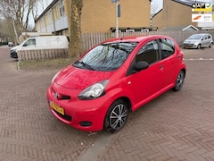 Toyota Aygo - Airco / 125.000 NAP / 5 deurs / Goed onderhouden