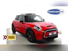 MINI Mini-Electric - Cooper SE PANO Classic schuifdak, Apple Carpay, Stoelverwarm, cruise c, bluetooth, Union J