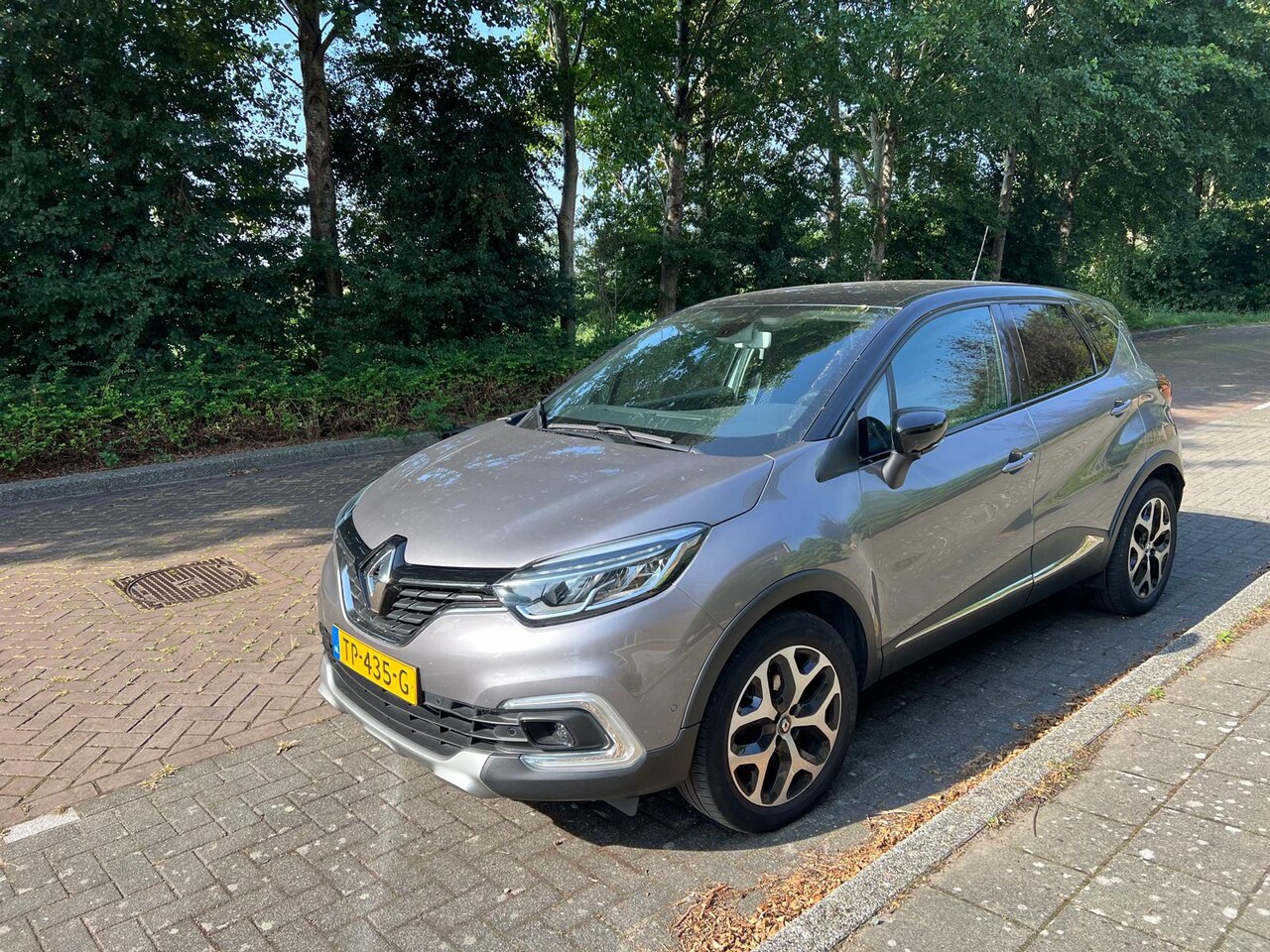 Renault Captur - 0.9 TCe Intens Achteruitrijcamera, Trekhaak, Navi, Clima, Keyless entry - AutoWereld.nl