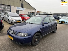 Audi A3 - 1.6 Attraction Airco Bj:2000 NAP