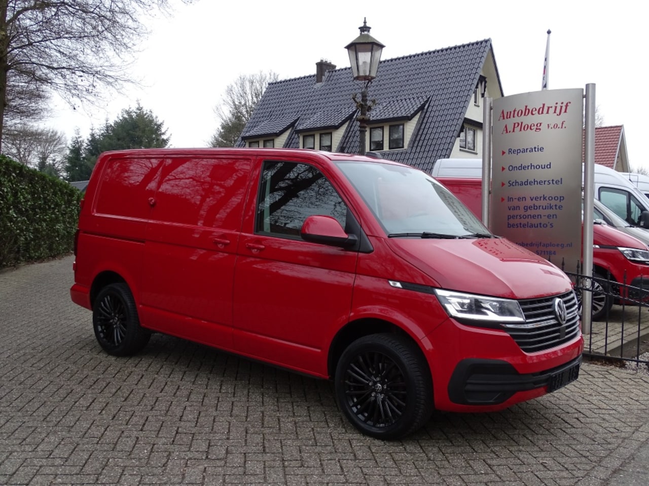 Volkswagen Transporter - 2.0 TDI L1H1 Adaptive cruis Leder Led 3 Zit 1 eig - AutoWereld.nl