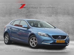 Volvo V40 - 2.0 D4 Kinetic Business | Navigatie | Cruise-control | PDC | Clima | NL auto |