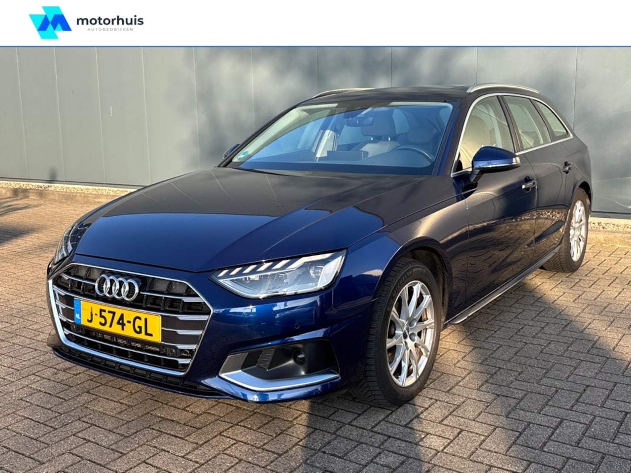 Audi A4 Avant - 35 TDI 163pk S tronic Launch Edition Business Trekhaak - AutoWereld.nl