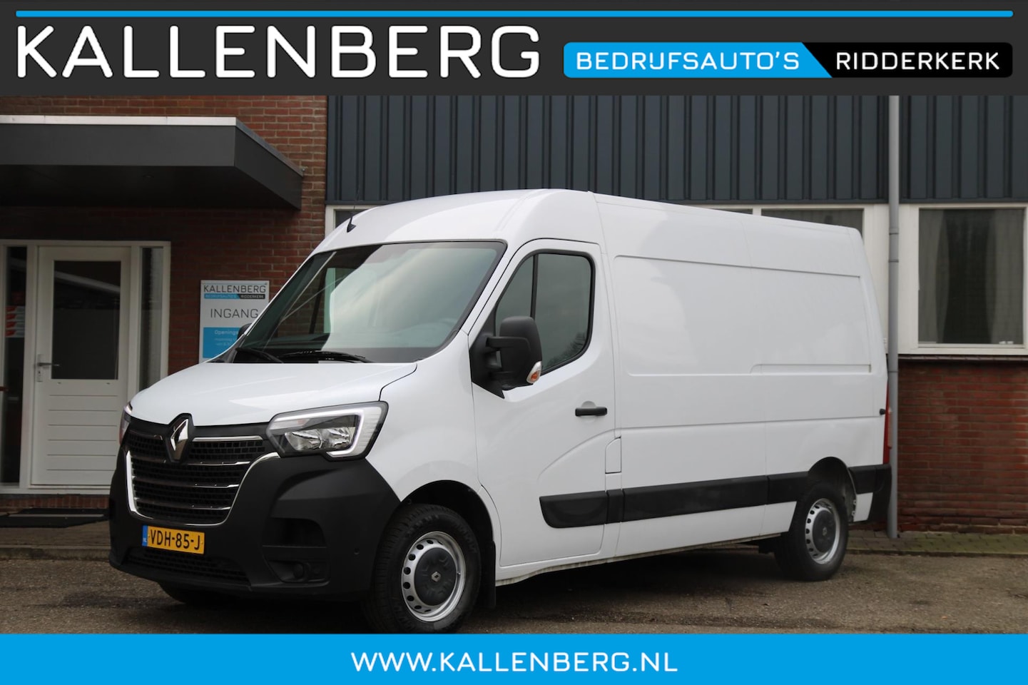 Renault Master - T35 2.3 dCi 150PK L2H2 Energy / Camera / Trekhaak / BLIS / NAVI - AutoWereld.nl