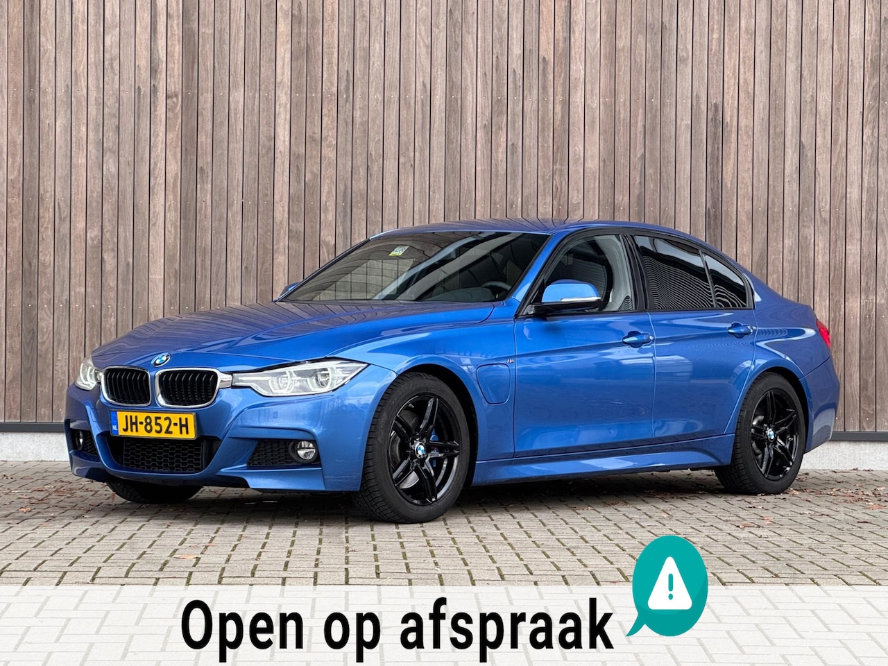 BMW 3-serie - 330e Executive M-Sport |Estoril blauw|Trekhaak| - AutoWereld.nl