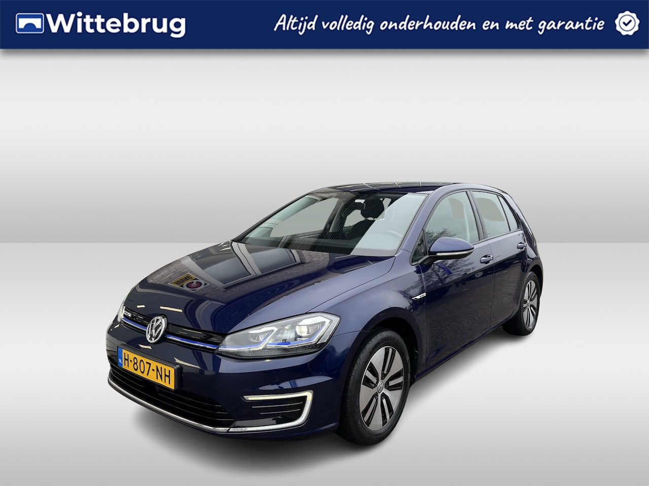 Volkswagen e-Golf - E-DITION / WARMTEPOMP/ AUTOMAAT/ DIGITAL DASH/ ACC/ NAVI/ APP-CONNECT/ PARK. SENSOREN - AutoWereld.nl