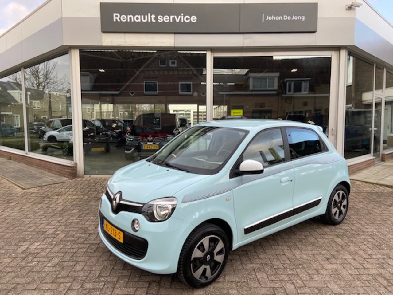 Renault Twingo - 1.0 SCe 70pk S&amp;S Collection - AutoWereld.nl