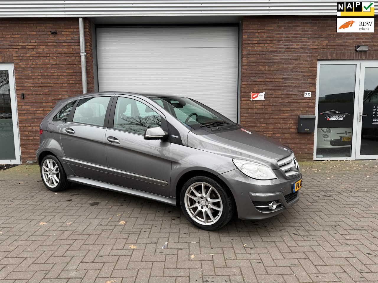 Mercedes-Benz B-klasse - 180 BlueEFFICIENCY Business CLass 180 BlueEFFICIENCY Business CLass|AIRCO|NIEUWE APK - AutoWereld.nl