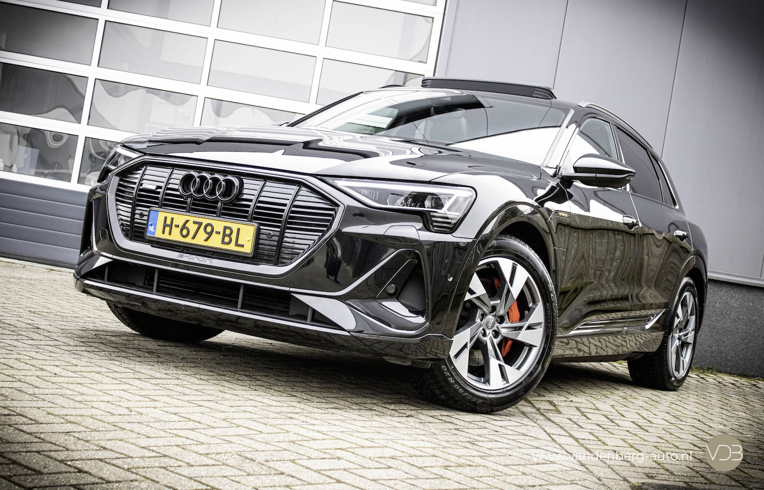 Audi e-tron - 50 Quattro 3x S-Line Black Edition PANO Origineel NL - AutoWereld.nl