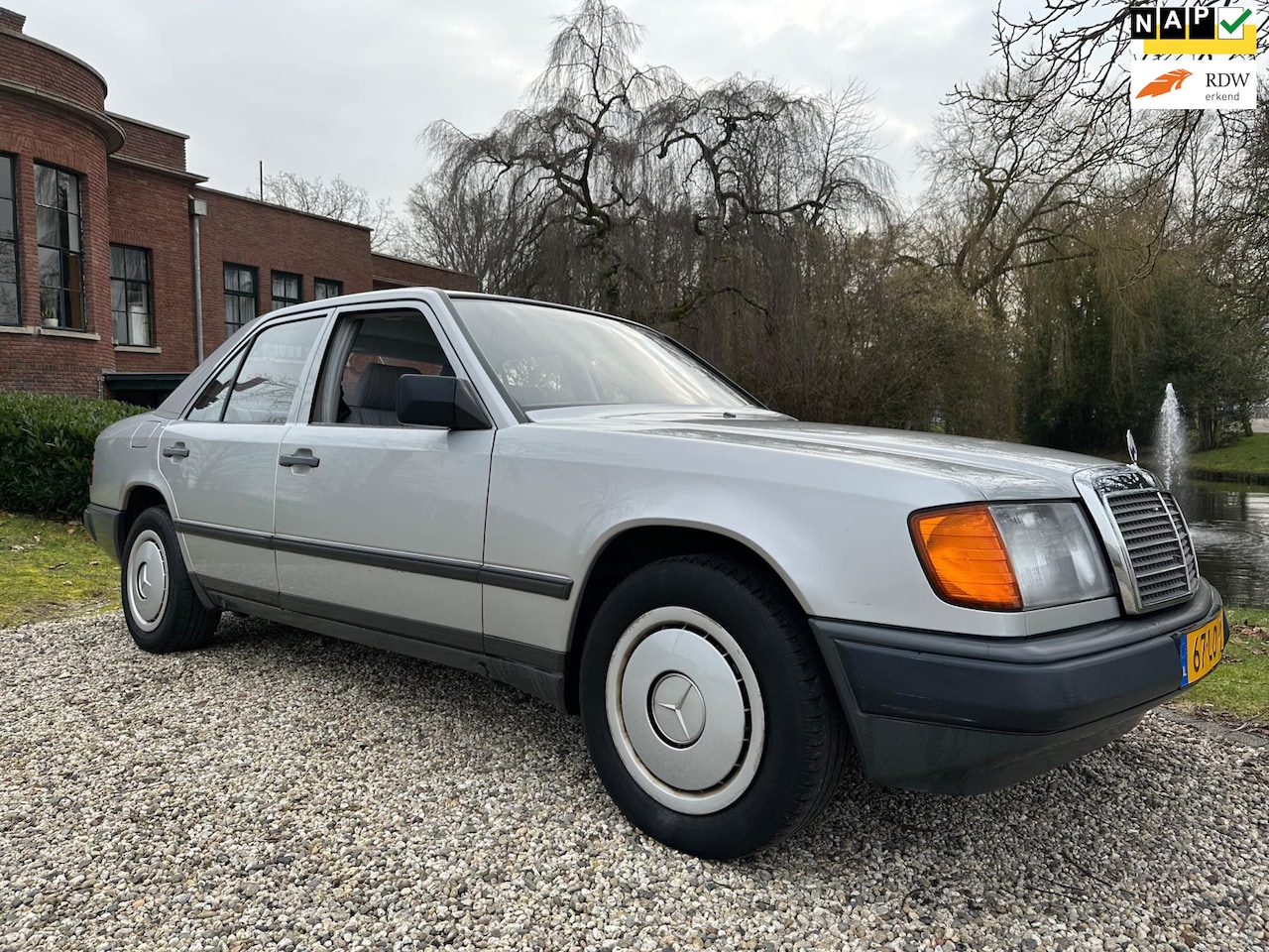 Mercedes-Benz 200-500 (W124) - 230 E 230 E - AutoWereld.nl