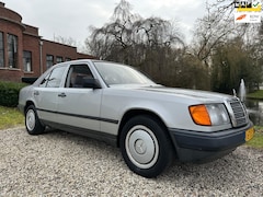 Mercedes-Benz 200-500 (W124) - 230 E AUTOMAAT *apk:01-2026