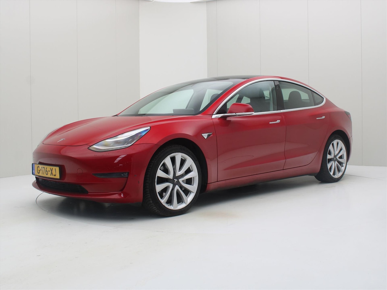 Tesla Model 3 - Long-Range AWD 351pk 75 kWh [ TREKHAAK+AUTOPILOT+620KM WLTP+PREMIUM AUDIO ] - AutoWereld.nl