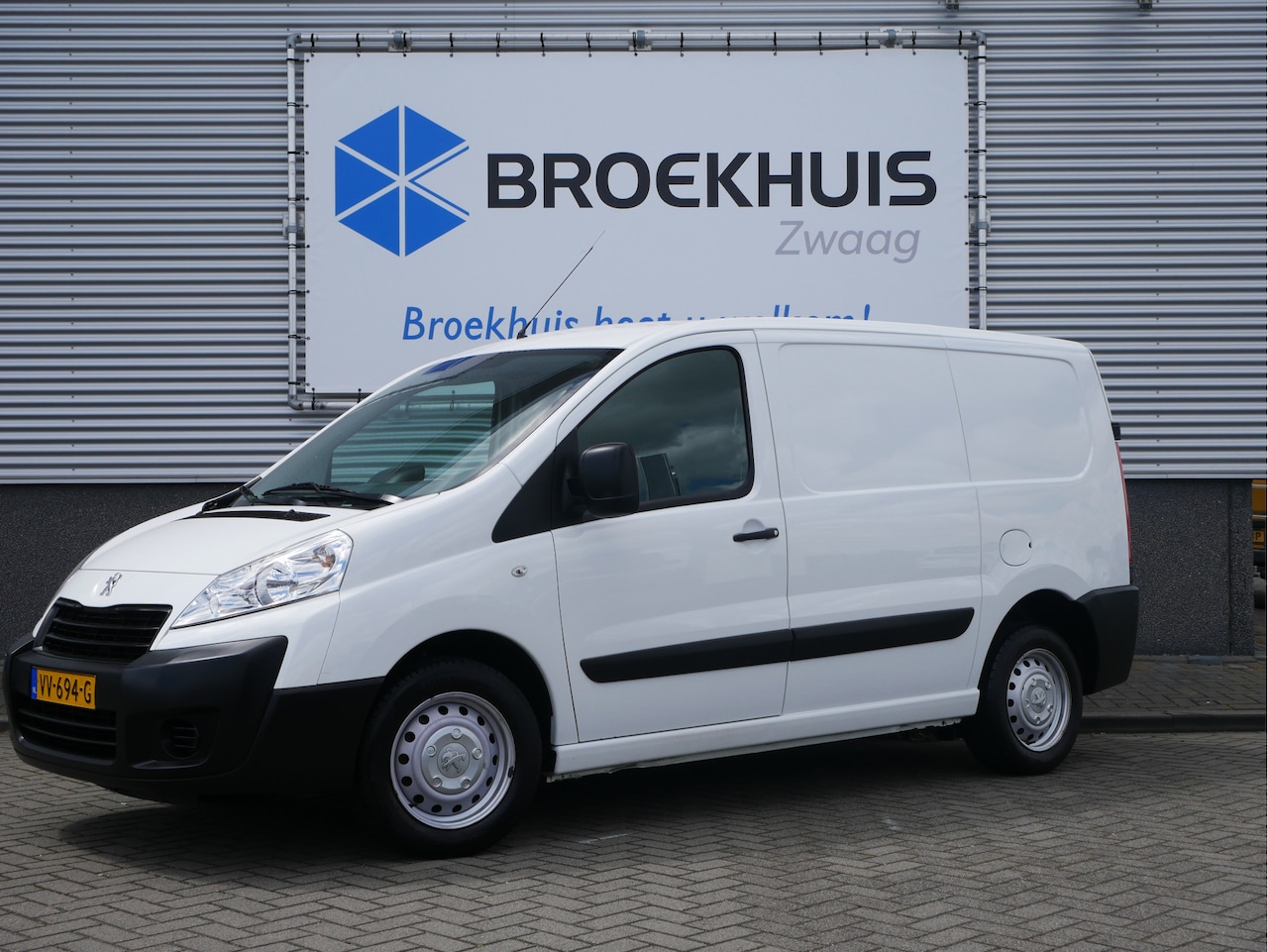 Peugeot Expert - | Trekhaak | Airco | Bijrijderbank - AutoWereld.nl