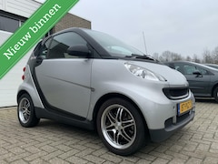 Smart Fortwo coupé - 1.0 mhd Edition Pure BRABUS Airco Panodak Elektrische ramen Automaat