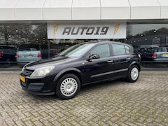 Opel Astra - 1.6 Essentia