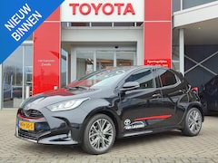 Toyota Yaris - 1.5 Hybrid 130 Executive 17' LM-VELGEN KEYLESS STOELVERW PARK-SENSOREN NAVI BLIND SPOT APP