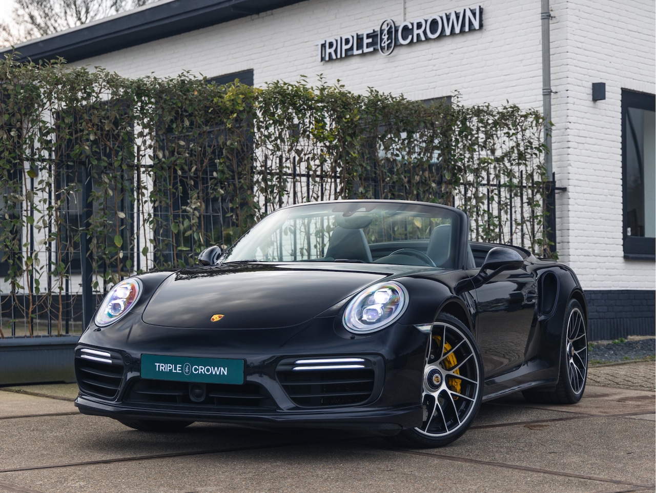 Porsche 911 Cabrio - 3.8 Turbo S | Sport-Chrono | Sport-uitlaat | PCCB | Carbon | Burmester - AutoWereld.nl