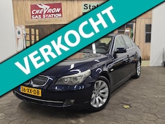 BMW 5-serie - 523i Executive/AUTOMAAT/BOEKJES/AIRCO/N.A.P/