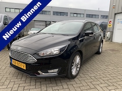 Ford Focus Wagon - 1.0 Titanium