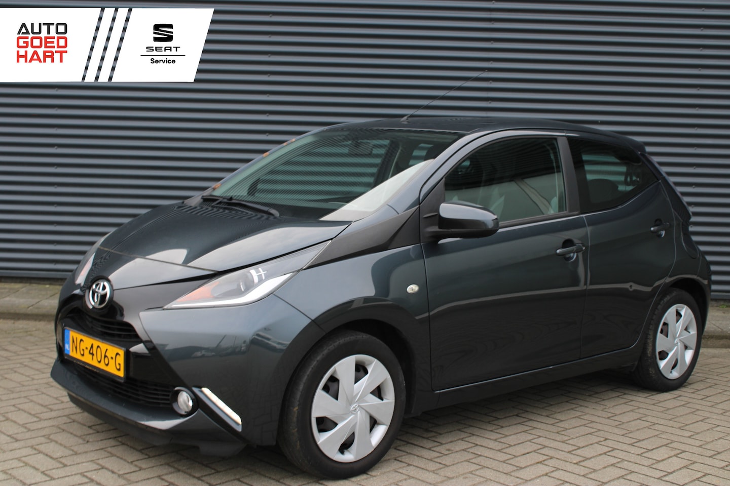 Toyota Aygo - 1.0 VVT-i x-play 1.0 VVT-i x-play - AutoWereld.nl