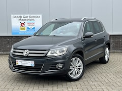 Volkswagen Tiguan - 1.4 TSI Sport&Style | CUP | Panorama | LED | Xenon | Winter-pakket |