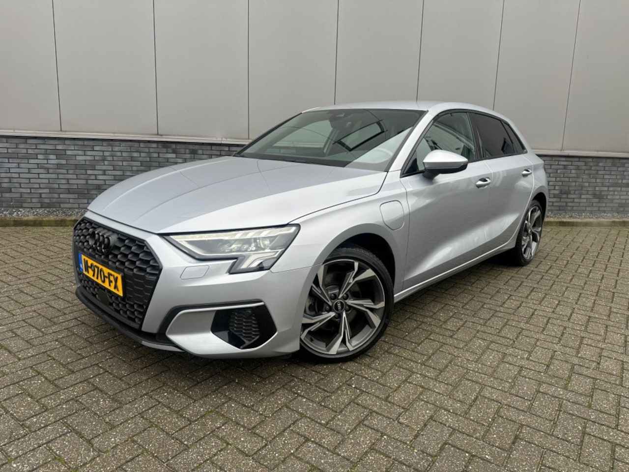 Audi A3 - 4.0 TFSi e Business edition Stekker Hybride - AutoWereld.nl