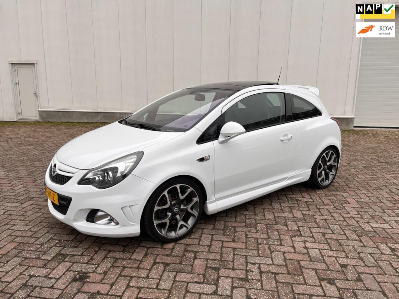 Opel Corsa - 1.6-16V Turbo OPC 1.6-16V Turbo OPC 190PK - AutoWereld.nl