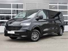 Volkswagen Transporter - 2024 | 150 pk Automaat | Style | Led | Digitaal Display | Trekhaak | L2