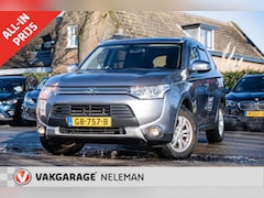 Mitsubishi Outlander - 2.0 PHEV 4WD CVT 5P Business Edition X-Line rijklaar bovag garantie