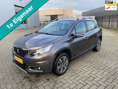 Peugeot 2008 - 1.2 PureTech Allure Clima Navi Panorama Trekhaak 1250kg