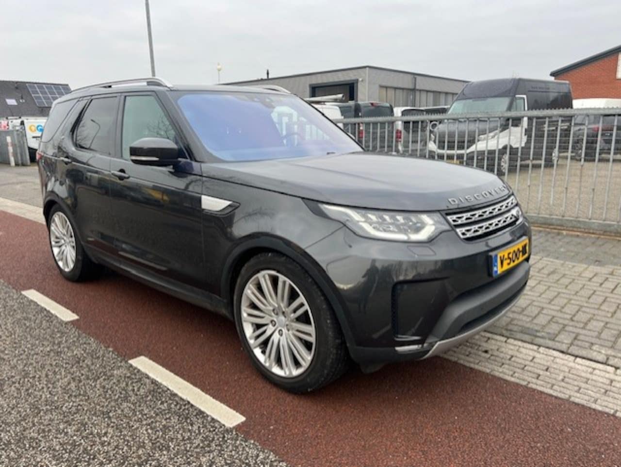 Land Rover Discovery - 5 3.0 Td6 HSE 5DRS VAN PANO LEER KLIMA - AutoWereld.nl