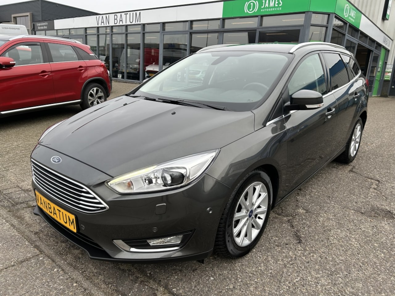 Ford Focus Wagon - 1.5 Titanium 1.5 Titanium - AutoWereld.nl