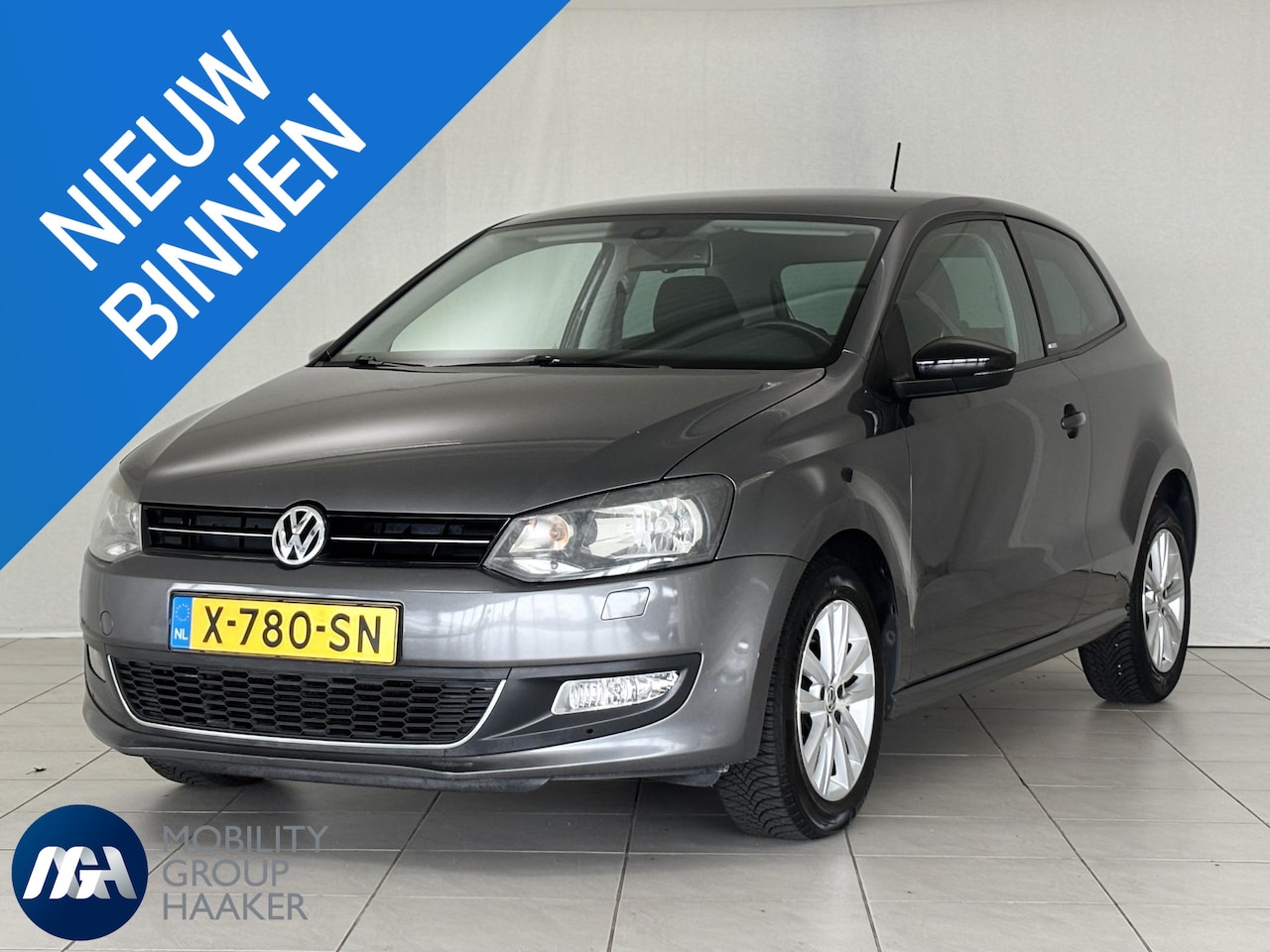 Volkswagen Polo - 1.2 Easyline I Airconditioning I Cruise Control I Parkeersensoren I Stoelverwarming - AutoWereld.nl