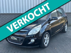 Hyundai i20 - 1.4 i Dynamic XL |Airco|5 deurs|