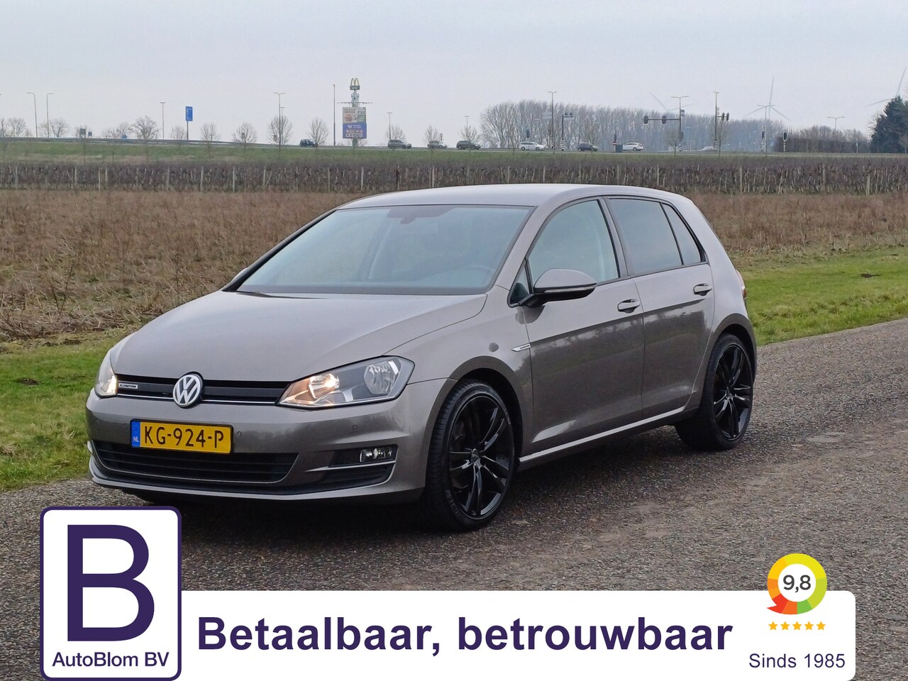 Volkswagen Golf - 1.0 TSI Connected Series /Clima/Navi/Camera/Cruise/18"/Trekh/NL/ - AutoWereld.nl