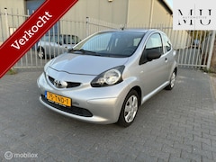 Toyota Aygo - 1.0-12V