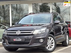 Volkswagen Tiguan - 1.4 TSI Sport&Style Trekhaak/Cruise/Navi/Bluetooth/Camera