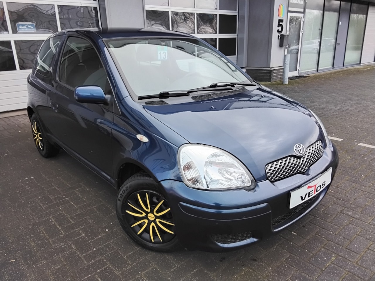 Toyota Yaris - 1.3-16V VVT-i Luna 1.3-16V VVT-i Luna - AutoWereld.nl