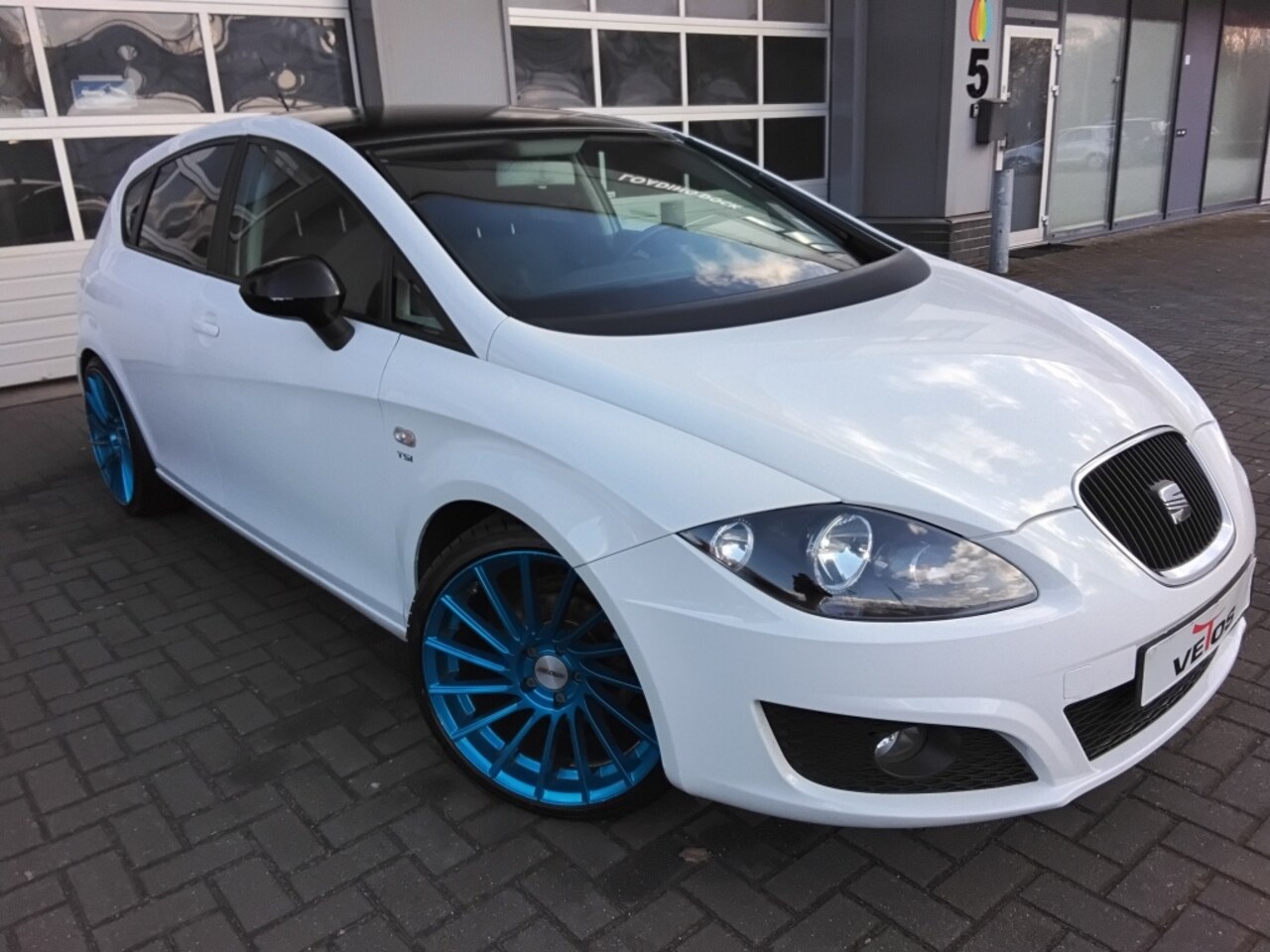 Seat Leon - 1.2 TSI Reference | UNIEK! | 2E SET VELGEN (ZWART) - AutoWereld.nl