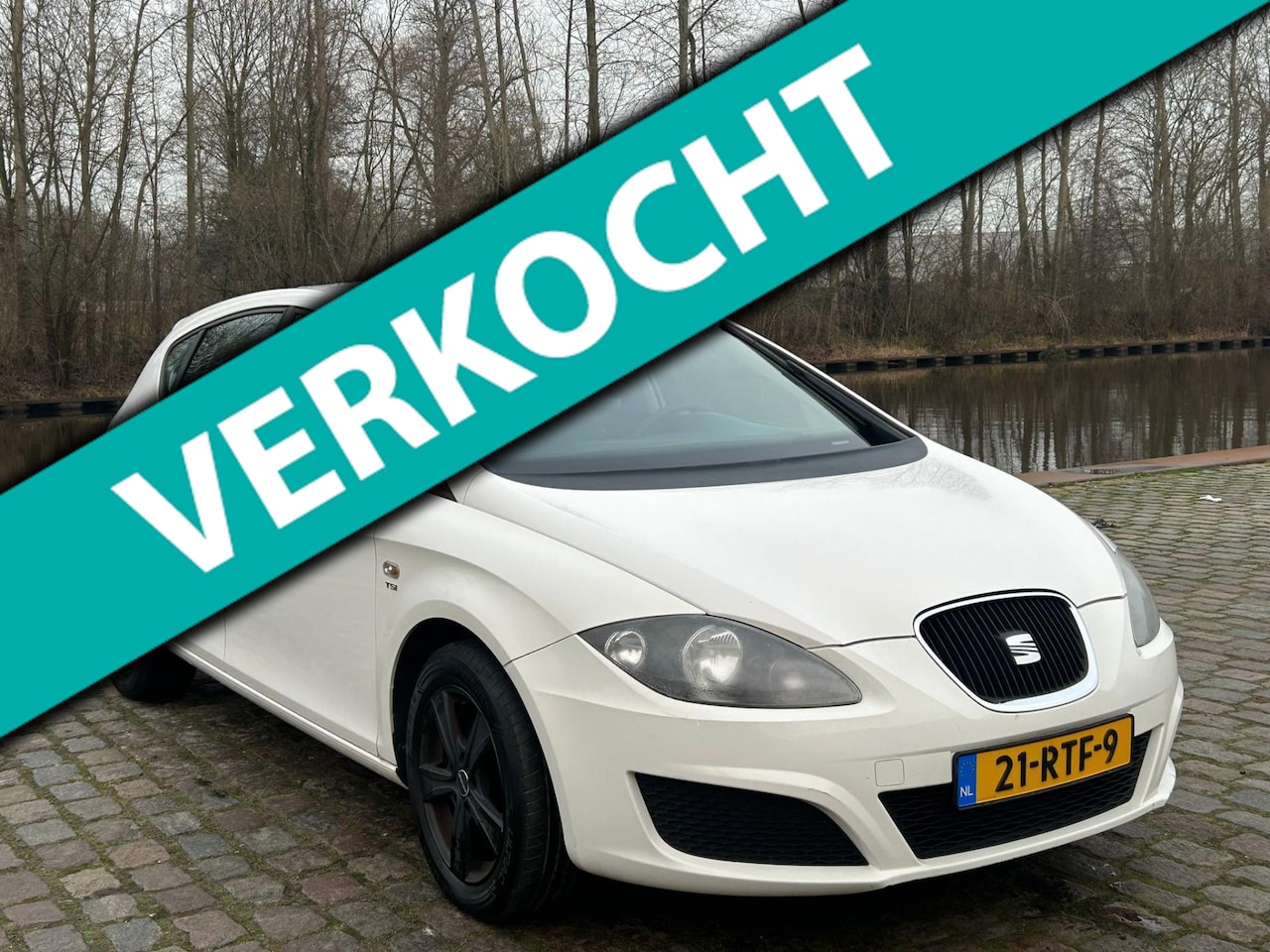 Seat Leon - 1.2 TSI Reference 2e eigenaar dealer onderhouden airco cruis control cv op afs - AutoWereld.nl