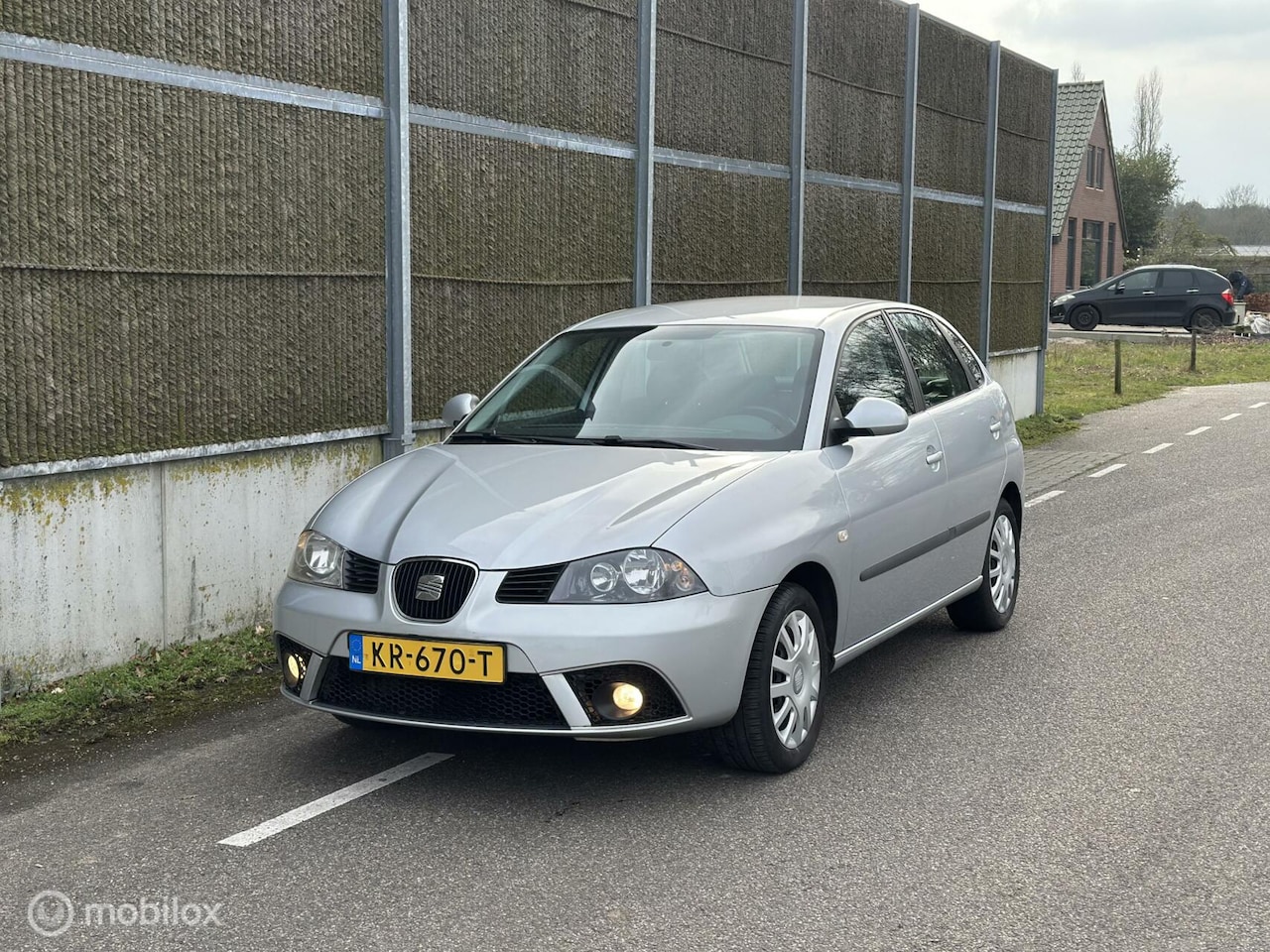 Seat Ibiza - 1.4-16V Reference CLIMA|STOELVERWARMING|APK - AutoWereld.nl