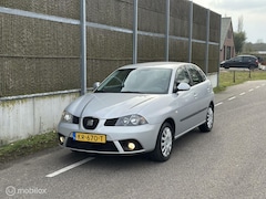 Seat Ibiza - 1.4-16V Reference CLIMA|STOELVERWARMING|APK