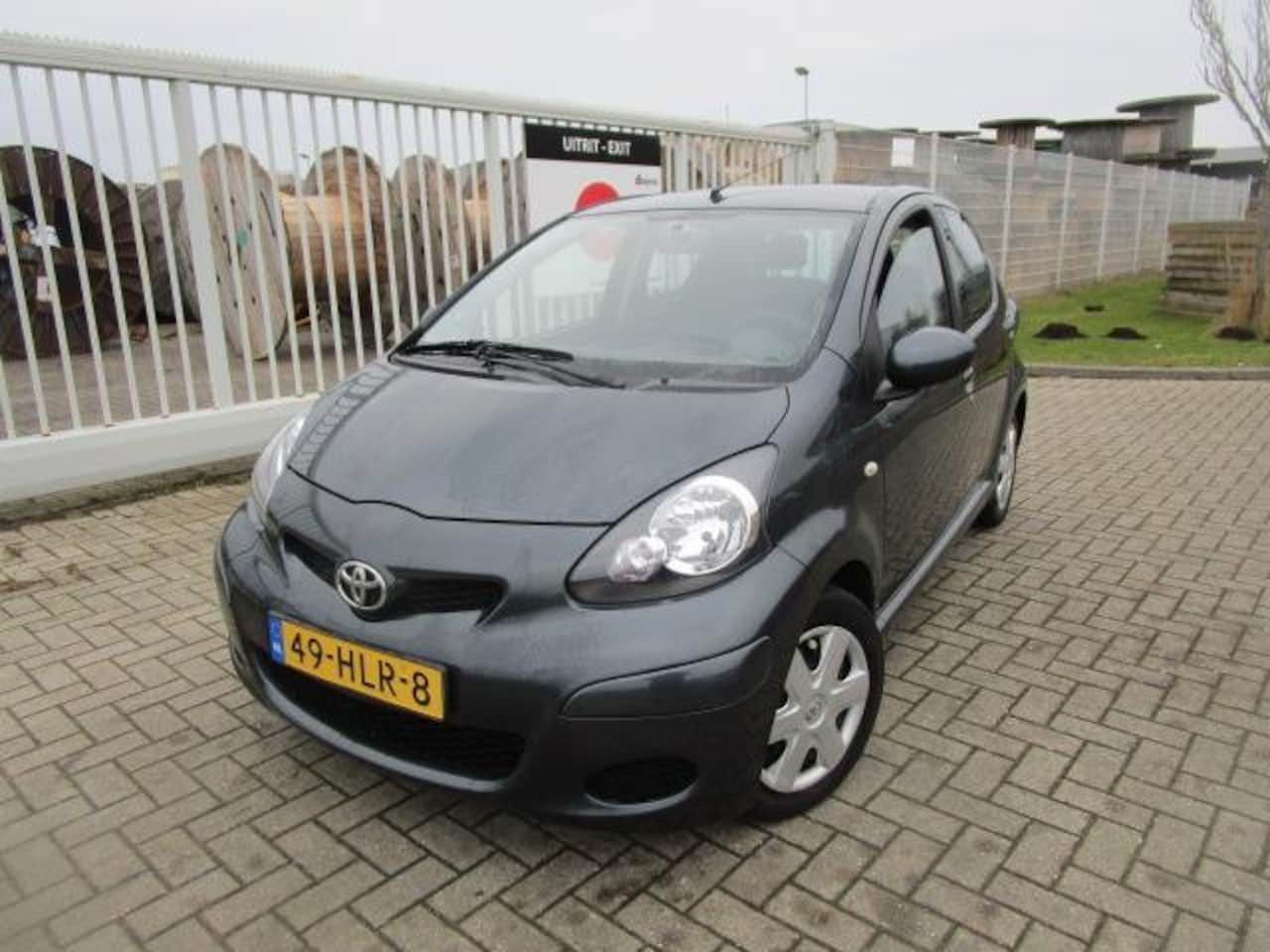 Toyota Aygo - 1.0-12V Comfort 1.0-12V Comfort, 5 Deurs, nw apk - AutoWereld.nl