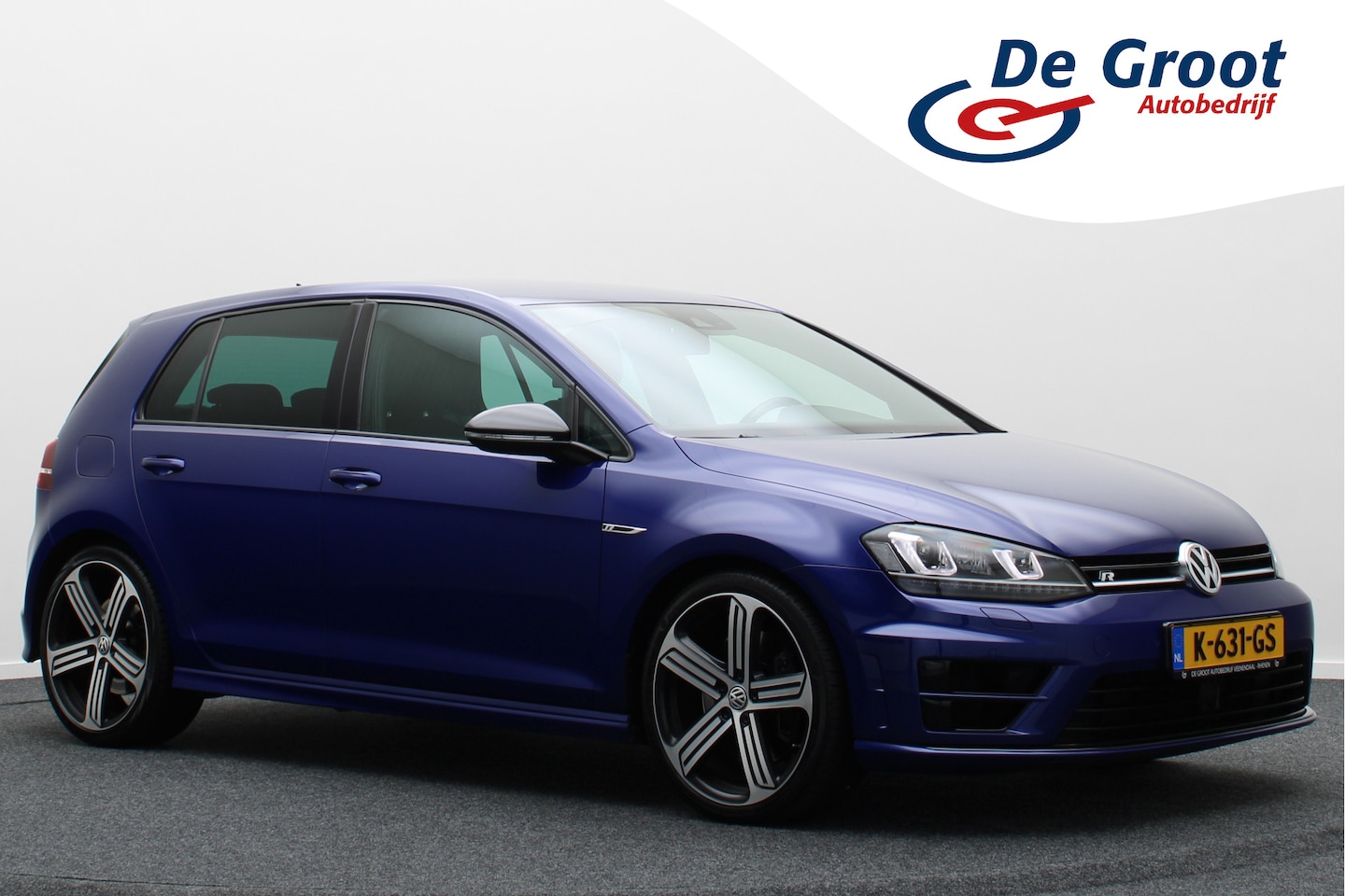 Volkswagen Golf - 2.0 TSI R 4Motion Leer, Climate, ACC, Camera, Navigatie, Keyless, 19'' - AutoWereld.nl