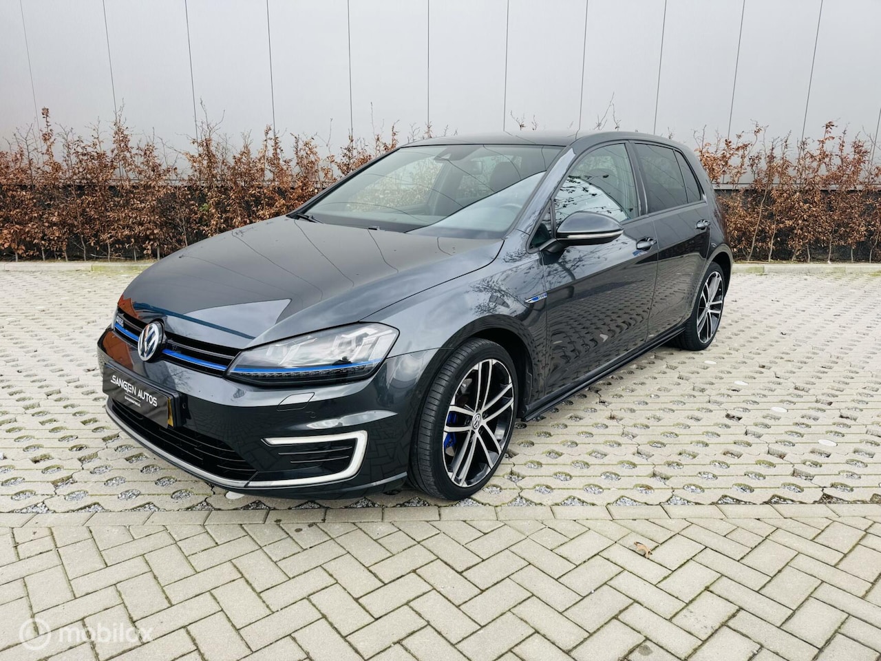 Volkswagen Golf - 1.4 TSI GTE pano leer acc gr navi trekhaak - AutoWereld.nl